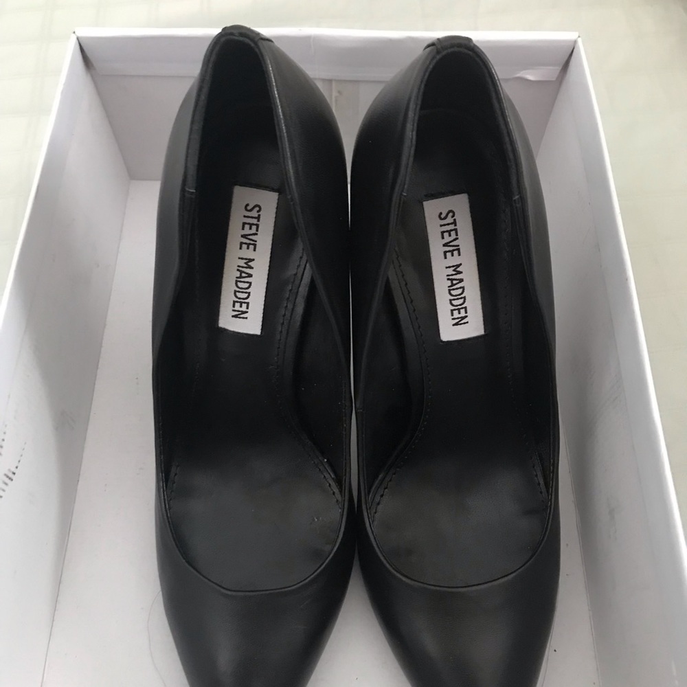 Steven Madden heels - Picture 2 of 7
